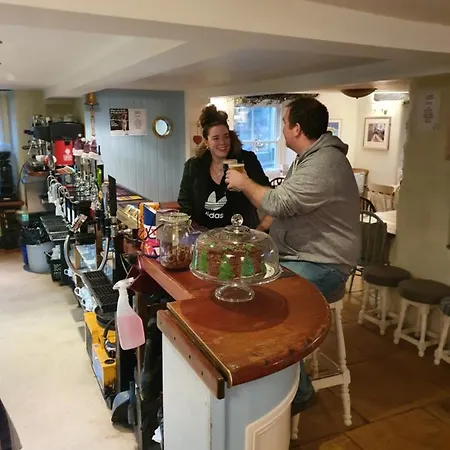 Halfway House Bed & Breakfast Kingsand